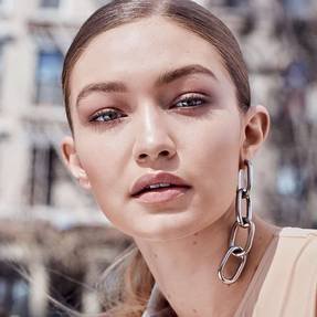 gigi hadid dream urban cover hero