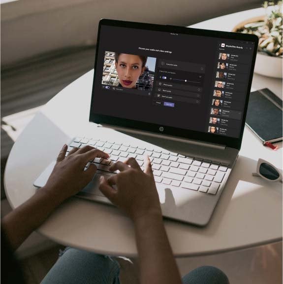 :/virtual-beauty-studio/microsoft-teams-virtual-makeup-look
